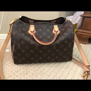 Louis Vuitton Speedy 30 w/ matching wallet